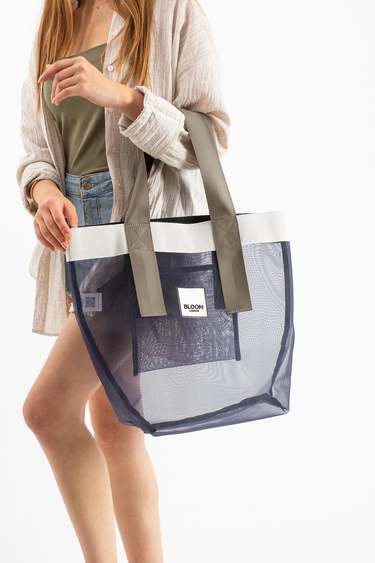 Mesh in navy | silver