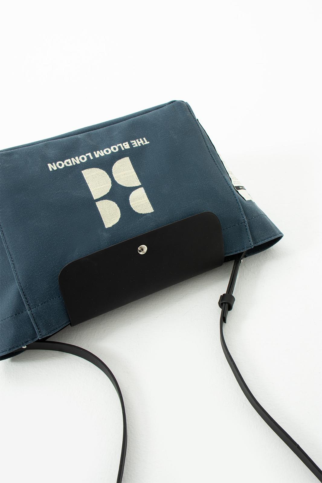 Clutch bag dark blue