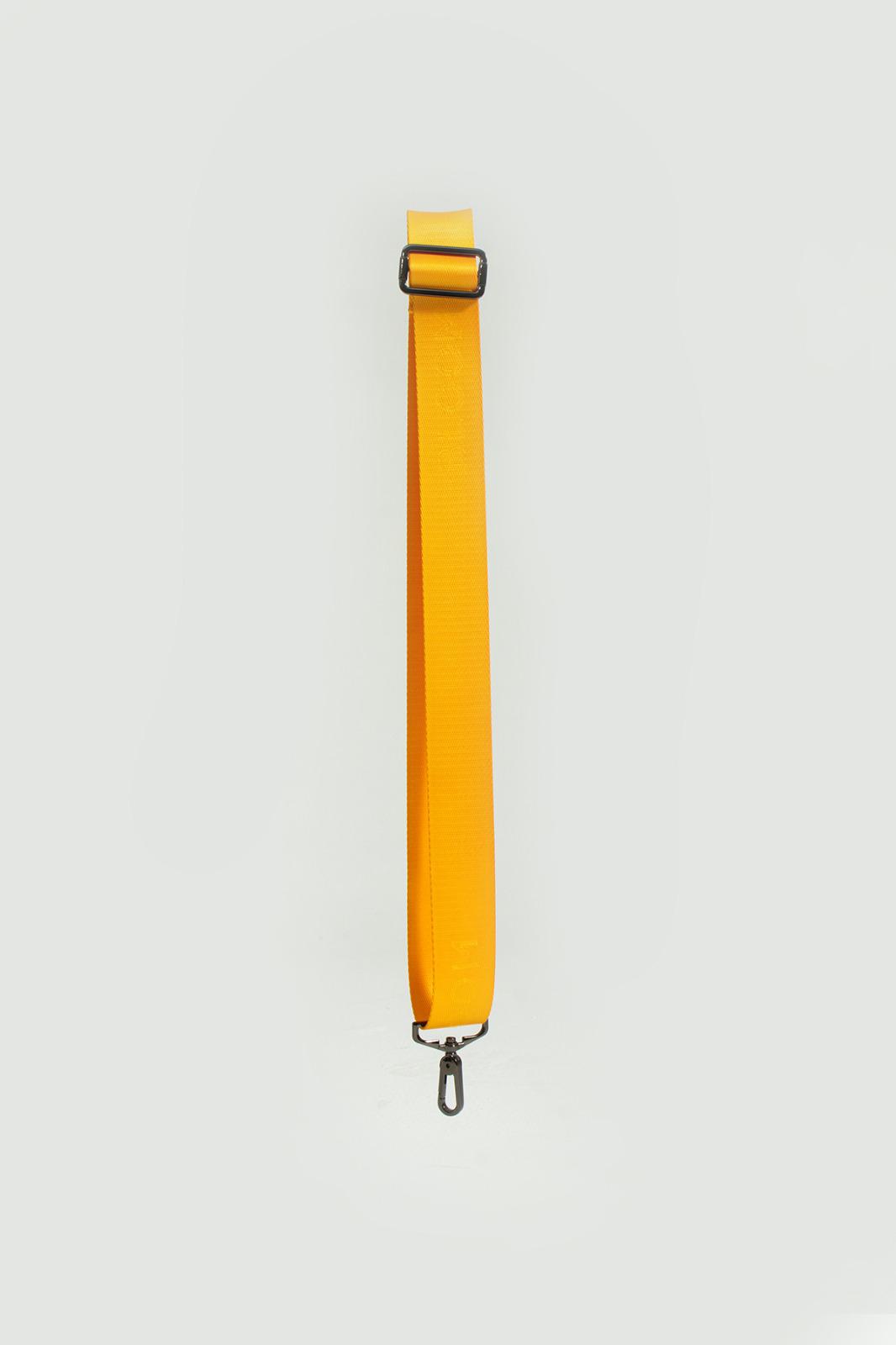 Medium tote buff tan