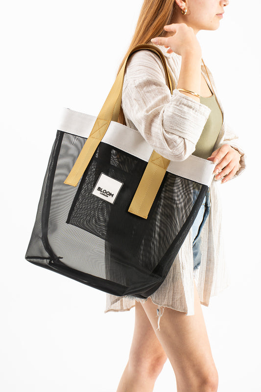 Mesh in black | gold