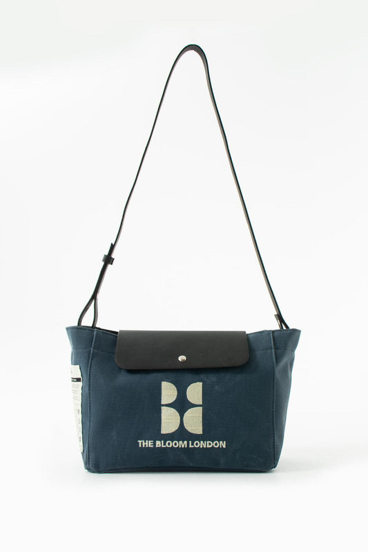 Clutch bag dark blue