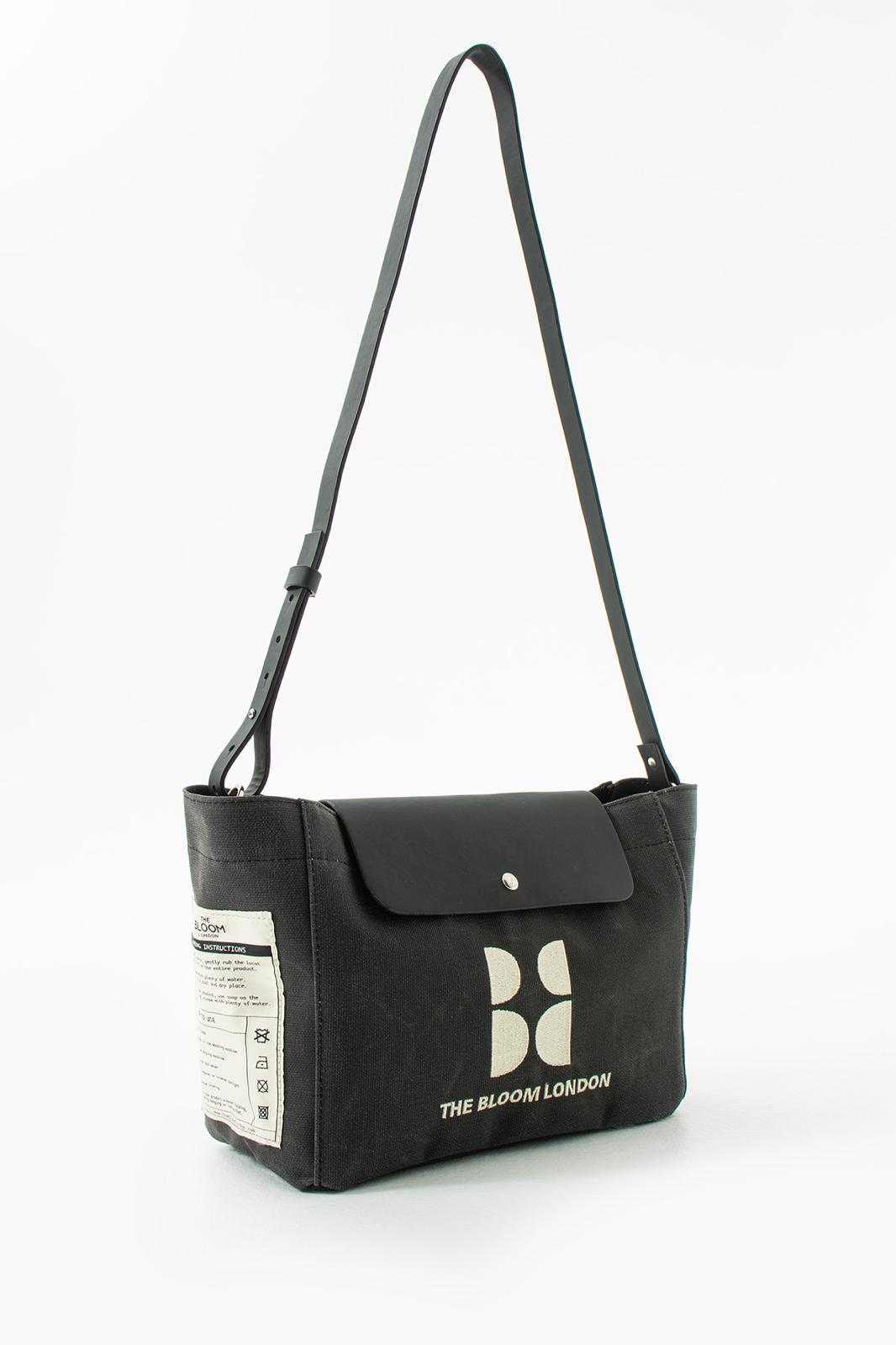 Clutch bag flying rat