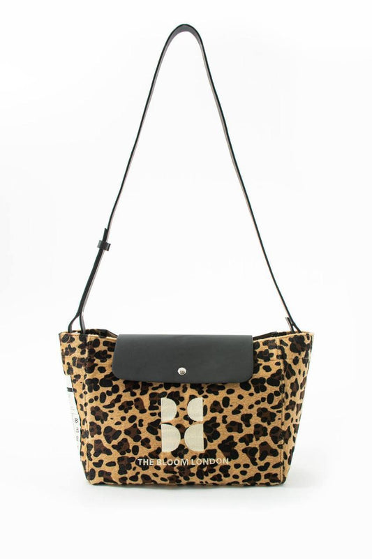Clutch bag leo